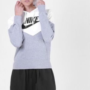 NWT Nike Sportswear Heritage Fleece Hoodie